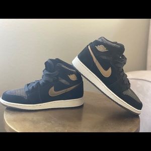 Nike Air Jordan Youth 4 Black Suede Camo